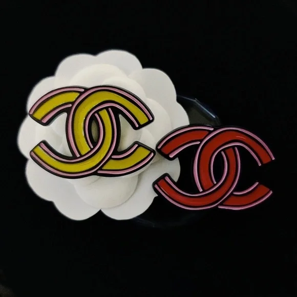 BROOCHES - Picture 16 of 16